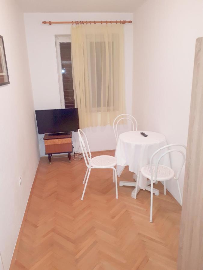 Pavlinovic Jure Apartamento Makarska Exterior foto