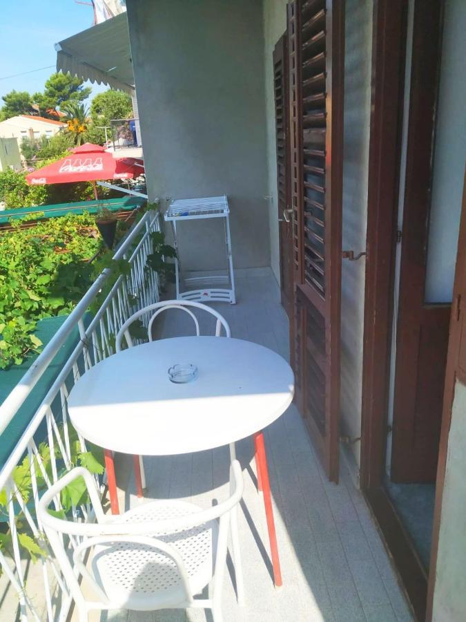 Pavlinovic Jure Apartamento Makarska Exterior foto