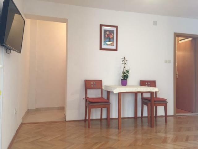 Pavlinovic Jure Apartamento Makarska Exterior foto