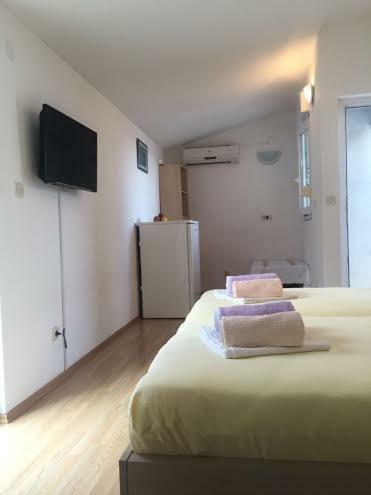 Pavlinovic Jure Apartamento Makarska Exterior foto