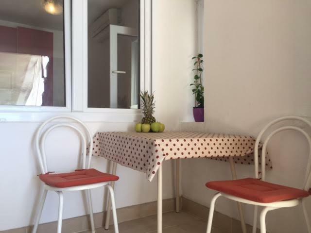 Pavlinovic Jure Apartamento Makarska Exterior foto